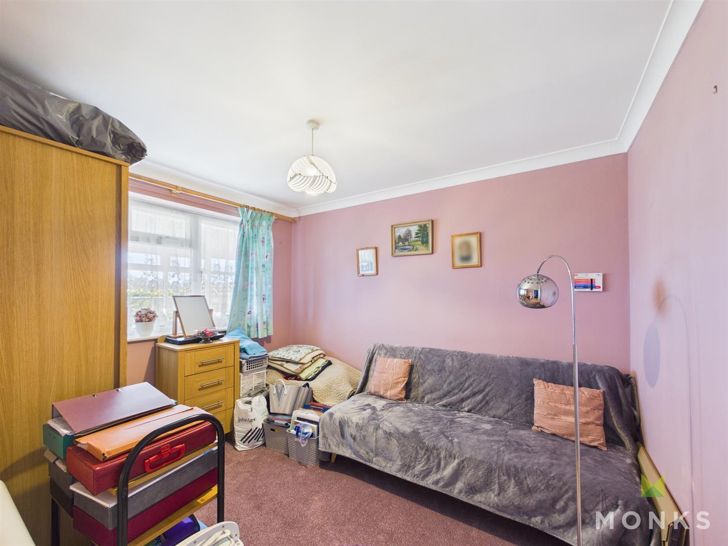 19 Barnfield Avenue, Shrewsbury, SY4 5HT For Sale